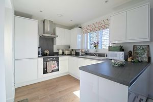 Kitchen- click for photo gallery